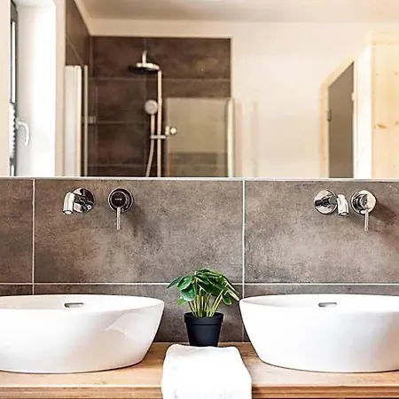 Kreischberg By Alps Hotell 4*